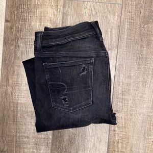 American Eagle High Rise Distressed Jeans